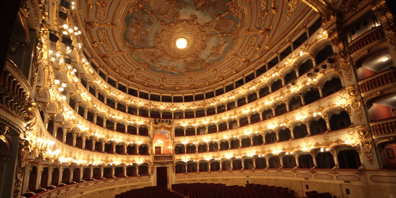 teatro municipale piacenza