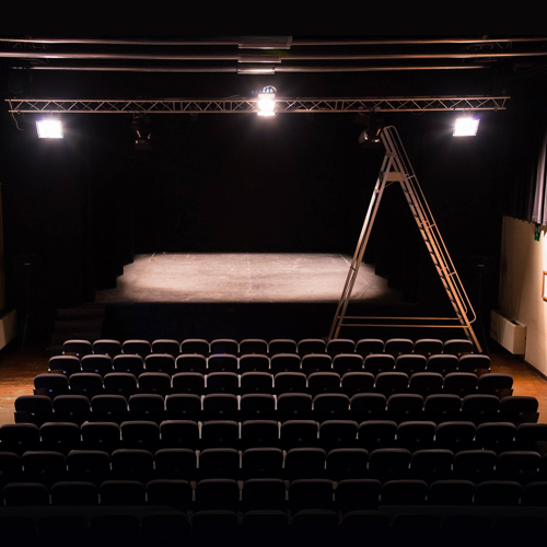 La Sala Piccola de La Città del Teatro, veduta frontale del palcoscenico